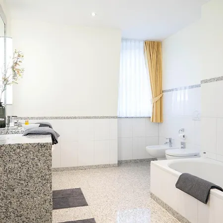 Landhaus Hotel 4*
